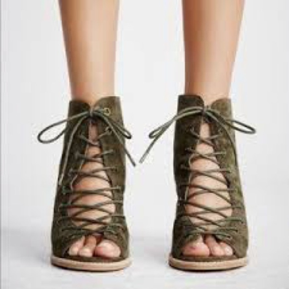 Jeffrey Campbell x Free People Lace-Up Ankle Boot Sandal Sz 6 1/2 Green NWOT